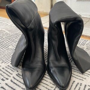 Steve Madden’s Black Bixby Boot